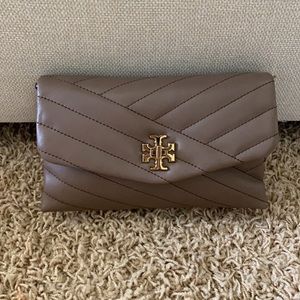 Tory Burch Kira Chevron Chain Wallet